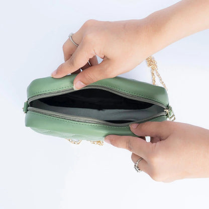CROSSBODY 10 – Modern Compact Crossbody Bag for Effortless Everyday Style